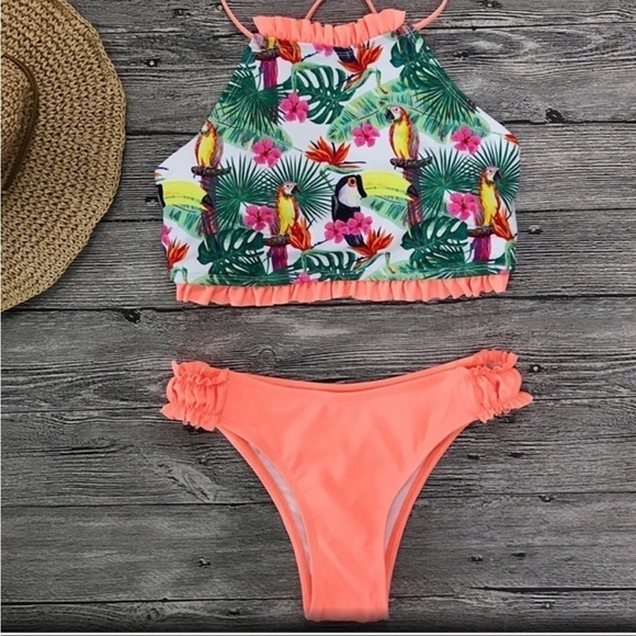 Bikini Swimsuit Tropical Print Palms Bird Hibiscus Floral Flower NEW Size Medium - Picture 2 of 6